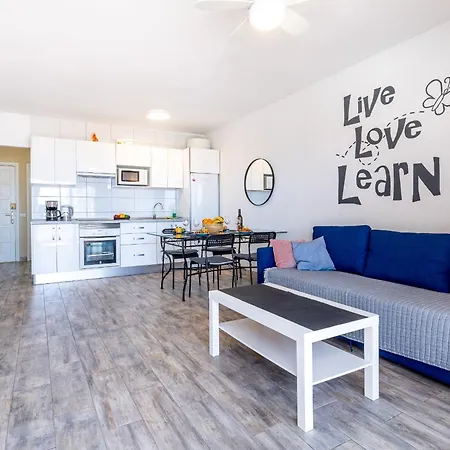 Апартаменти Bouganvillas Ocean View